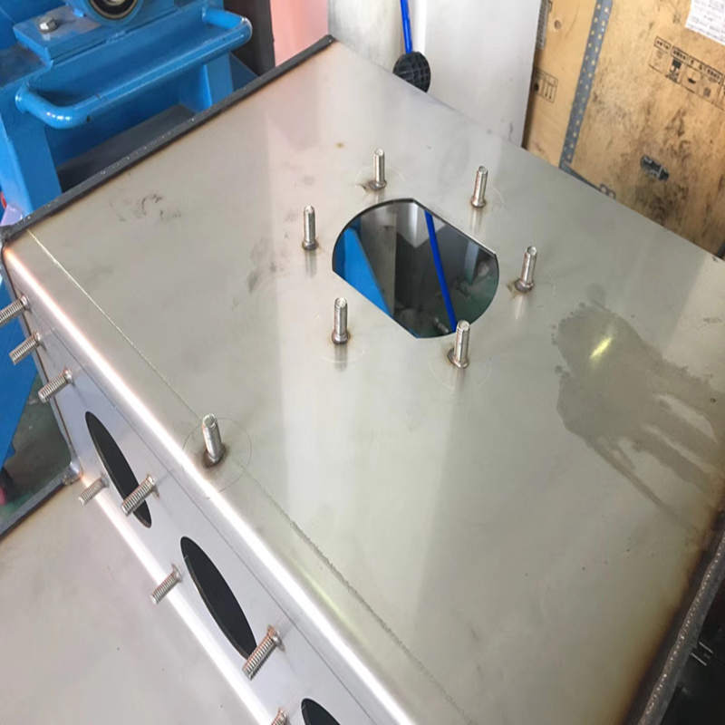SF6充氣柜不銹鋼螺柱焊接，六氟化硫柜柜RSN-800螺柱焊機